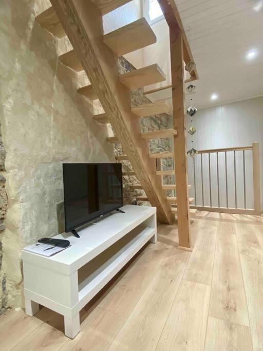 La Maison D Evahlia Creissels Exterior foto